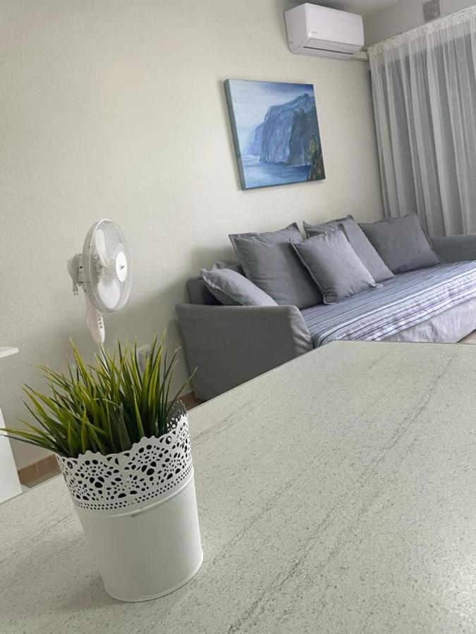 Ferienwohnung Apartamento Cerca De La Playa Acantilado de los Gigantes Exterior foto